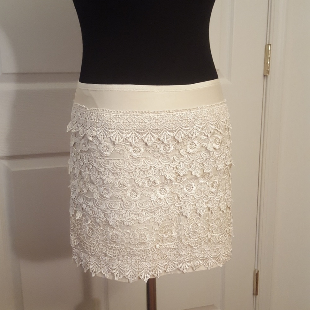 Lace Mini Skirt